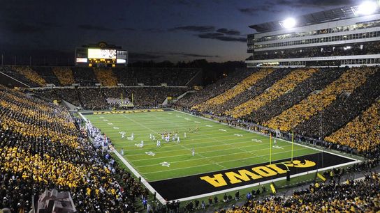 Final: Iowa 23, Penn State 20 taken in Altoona, Pa. (Live coverage)